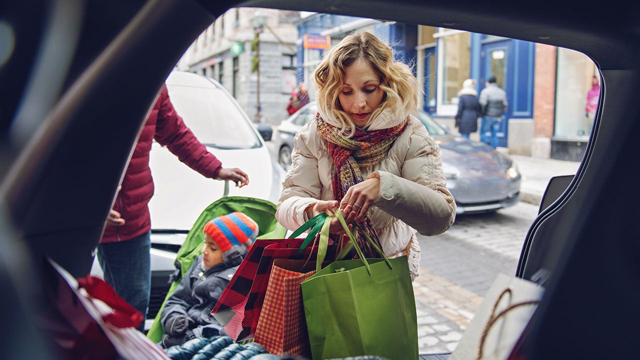 Ease Through The Holidays With Time And Moneysaving Tech Tips