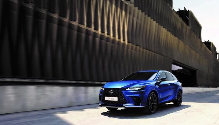 Lexus RX F Sport Design unveiled