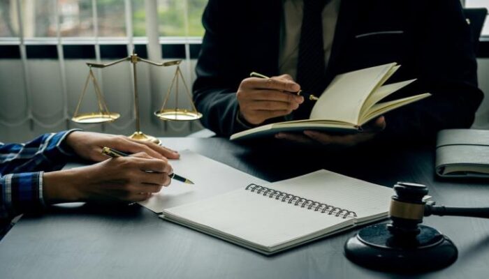 6 Qualities to Look for When Hiring a Divorce Attorney