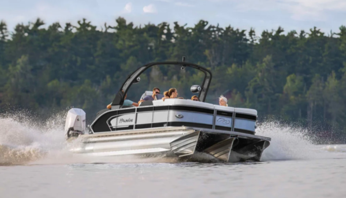 Get Your Favorite Boat From Manitou Dealer in Gainesville At The Best Price