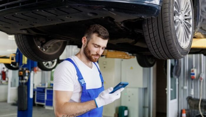 Questions to Ask Your Mobile Car Repair Technician Before Booking