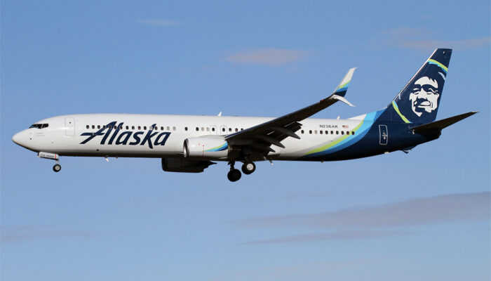 What is Alaska flight cancellation and refund policy?