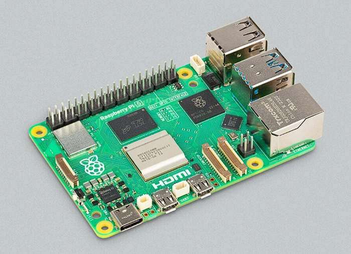 Raspberry Pi 5 mini PC