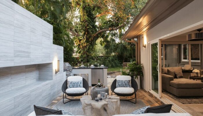 Decorating Tips for Outdoor Lounge Areas