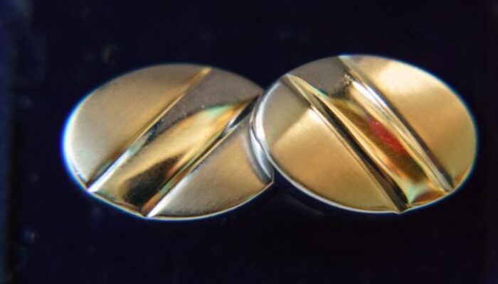 Explore the Diverse Assortment of Silver and Gold Cufflinks for Men in the UK
