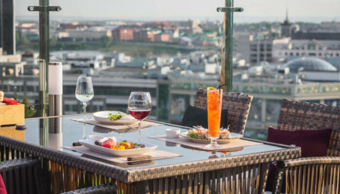 A Taste of Sophistication: Indulging in Fine Dining at Rooftop Restaurants