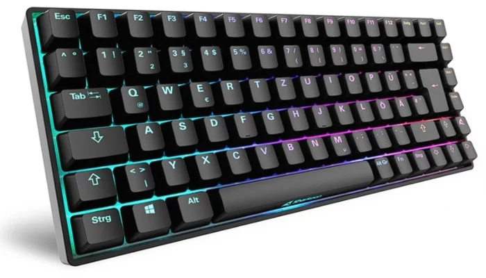 Sharkoon SKILLER SGK50 keyboard and barebone from €59