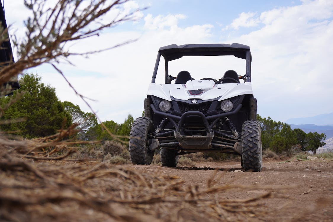 Why An Off-Road Jack Is Essential For Maintaining Your UTV