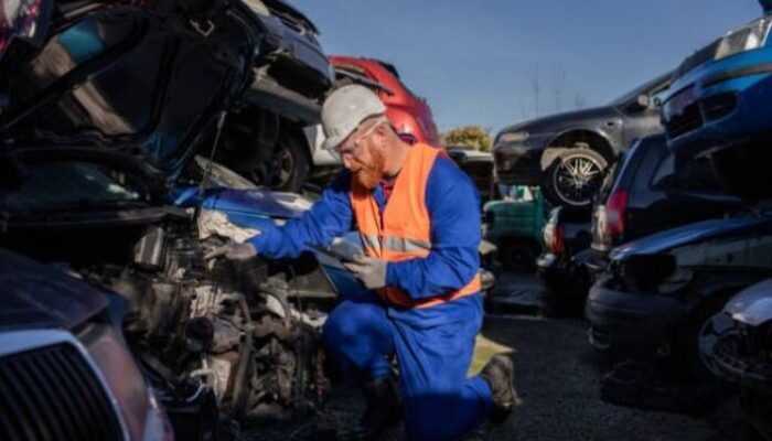 How Car Wreckers Contribute to Sustainable Auto Recycling