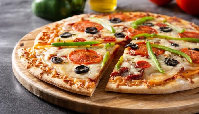 Skinny Pizza Slices – Kalou And Cook